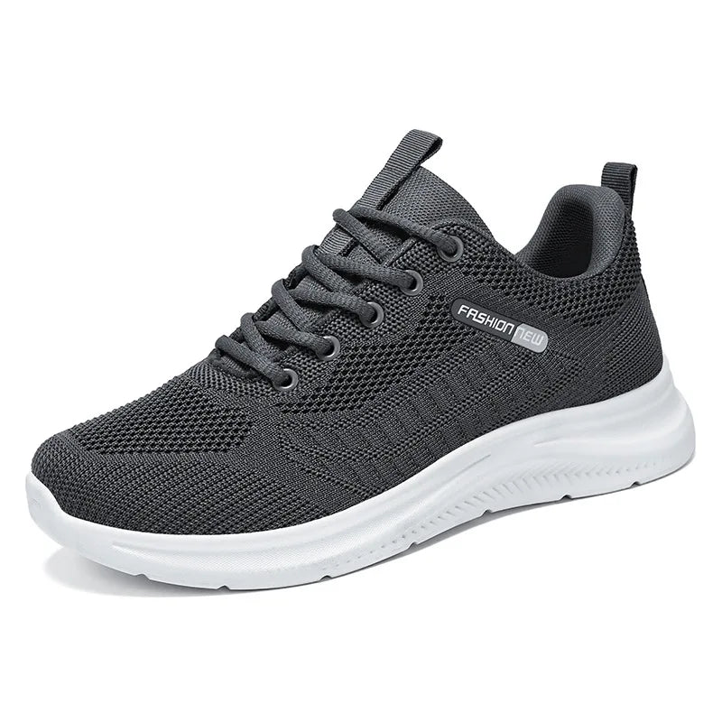 New men's sports shoes for walking